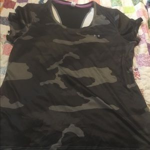 Under Armour Shirt large